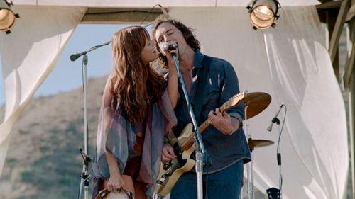 黛西与乐队,音乐之旅，激情燃烧的旋律篇章